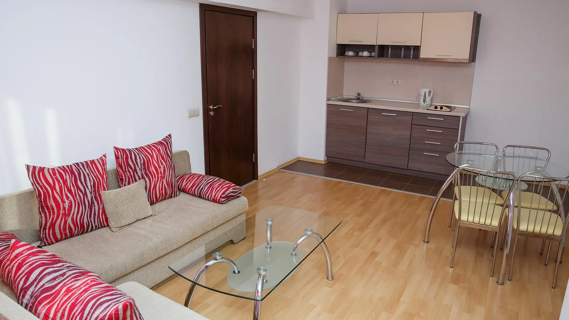 Mountain Paradise By The Walnut Trees Hotel Bansko Bulgaria
